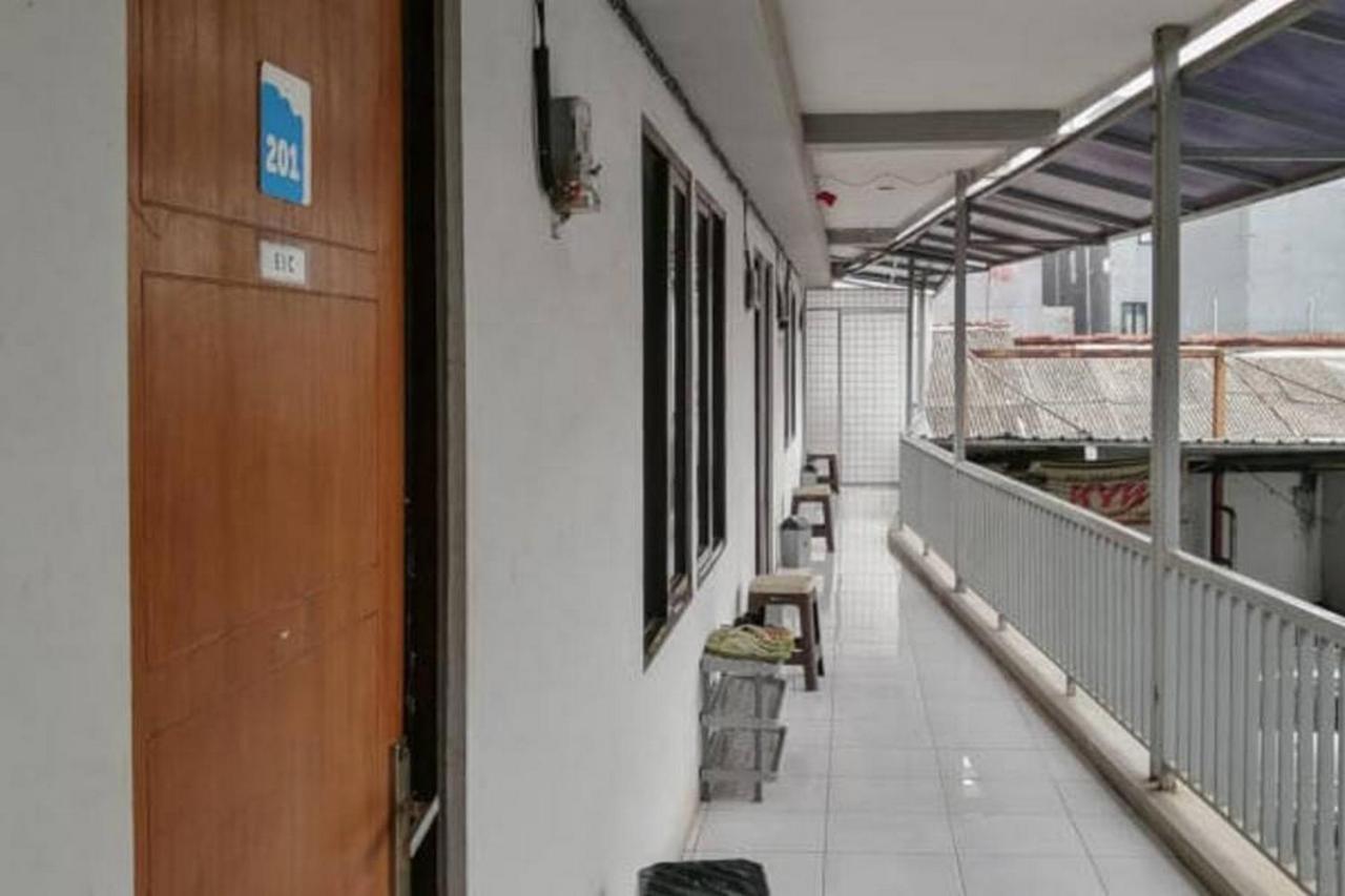 Laponca Residence Pondok Cabe Syariah Redpartner Buaran المظهر الخارجي الصورة